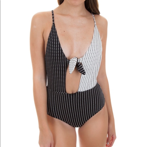 Beach Riot Leah One Piece - Picture 5 of 8